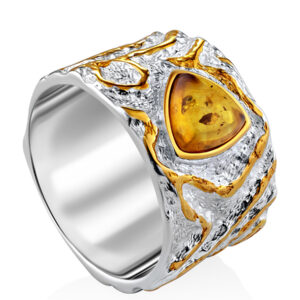 Luxurious wide ring with amber Eritrea