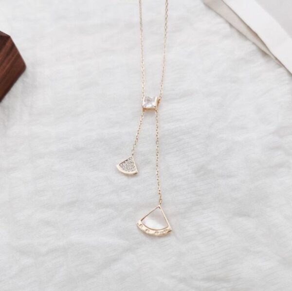 Zircon and shell pearl silver 925 rose Gold plated necklace - Image 3