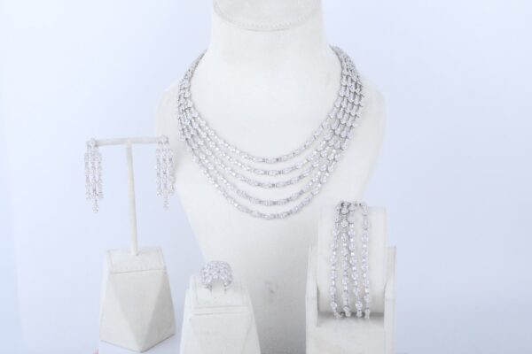 Bridal Zircon Jewelry Set Dubai Elegant Sparkle for Your Special Day