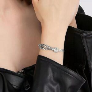 Stainless steel Jewelry in Dubai Timeless Sparkle