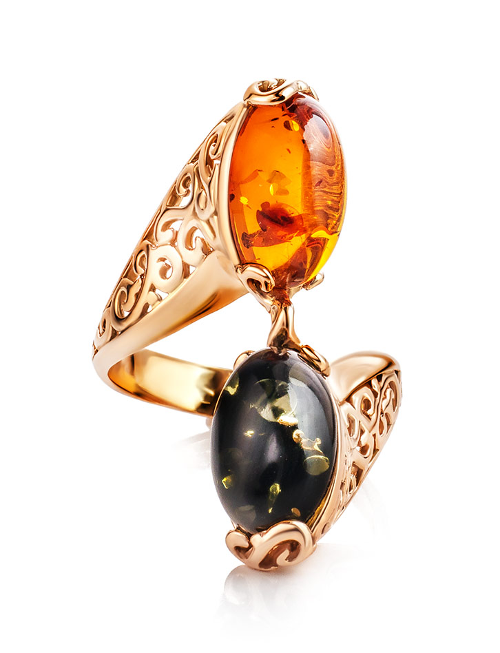Bright ring with natural amber in two bright shades Casablanca 17.5