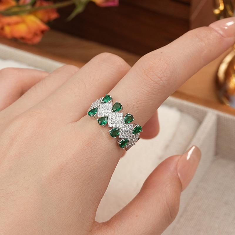 Regal Green CZ Ring - Image 4