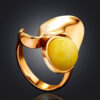 Volumetric-gold-plated-ring-with-honey-colored-amber-1.jpeg Amber Statement Ring