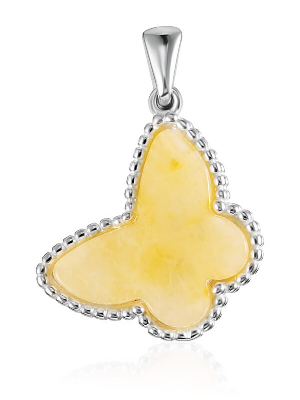 milaya_podveska_babochka_iz_naturalnogo_yantarya_aprel Natural Amber Butterfly Pendant