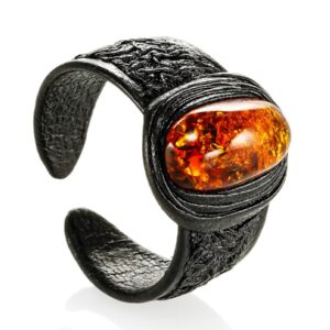 Leather and Natural Amber Ring "Nefertiti"